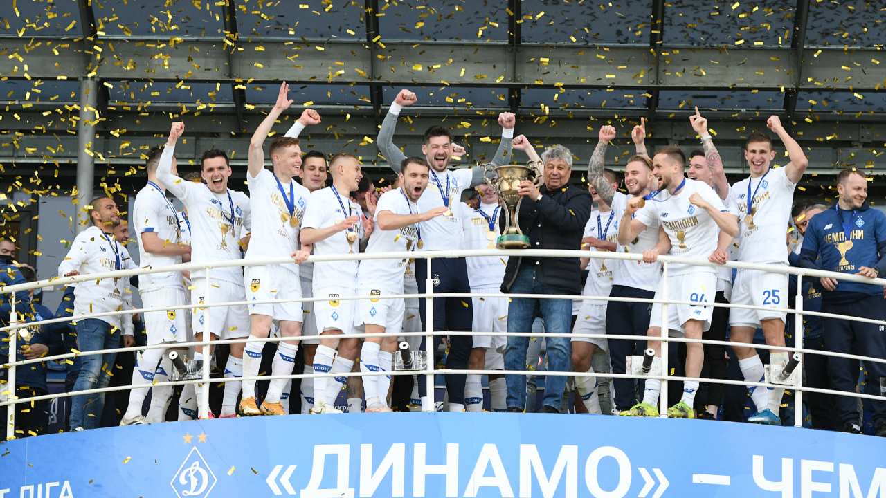 Mircea Lucescu Dinamo Kiev'i şampiyon yaptı