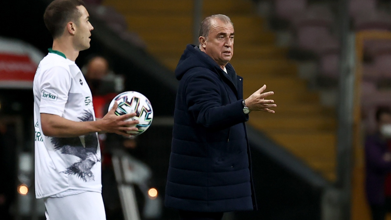 Fatih Terim: Sırtımız yere gelmeden pes demeyeceğiz. Daha önce yaptık, yine yaparız