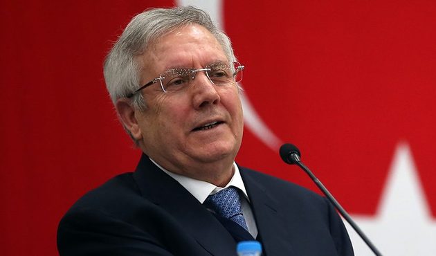 Süleyman Demirel’in aracı Aziz Yıldırım’da!