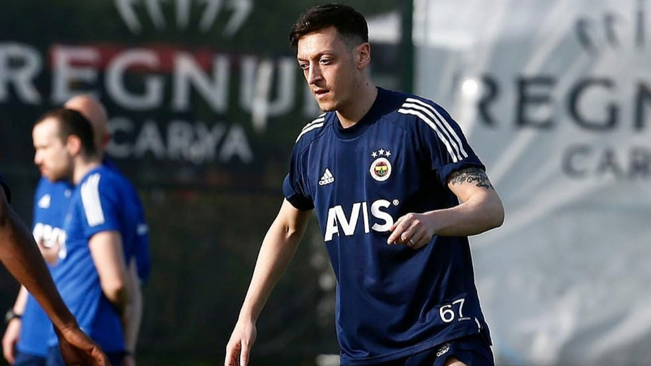 Mesut Özil'in Alanyaspor maçı istatistikleri göz doldurdu