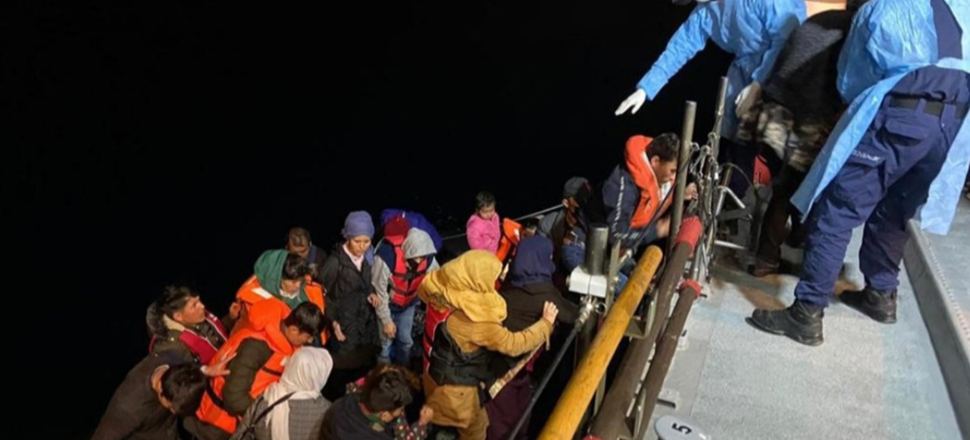 Yunanistan ölüme terk etti, Türk Sahil Güvenliği kurtardı