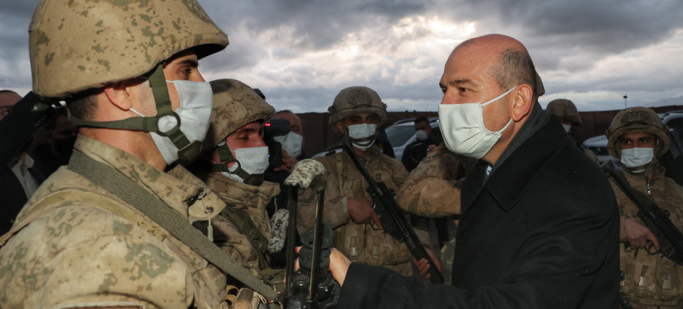 Bakan Soylu İran sınırında