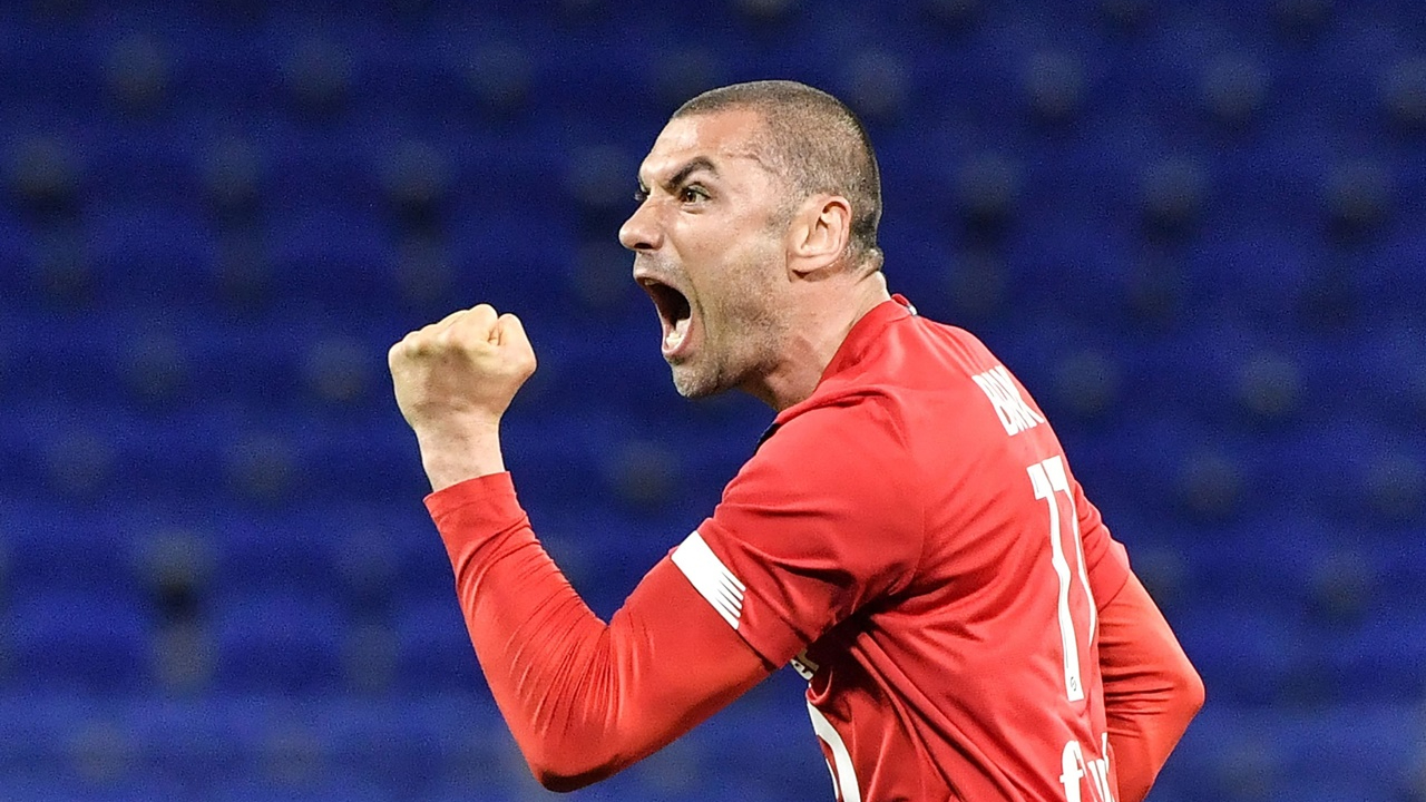 "Burak Yılmaz sahanın ve haftanın lideri"