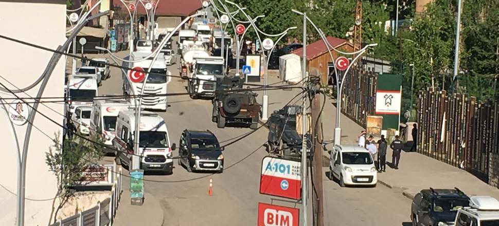 Teröristlerden Çukurca'da hain saldırı