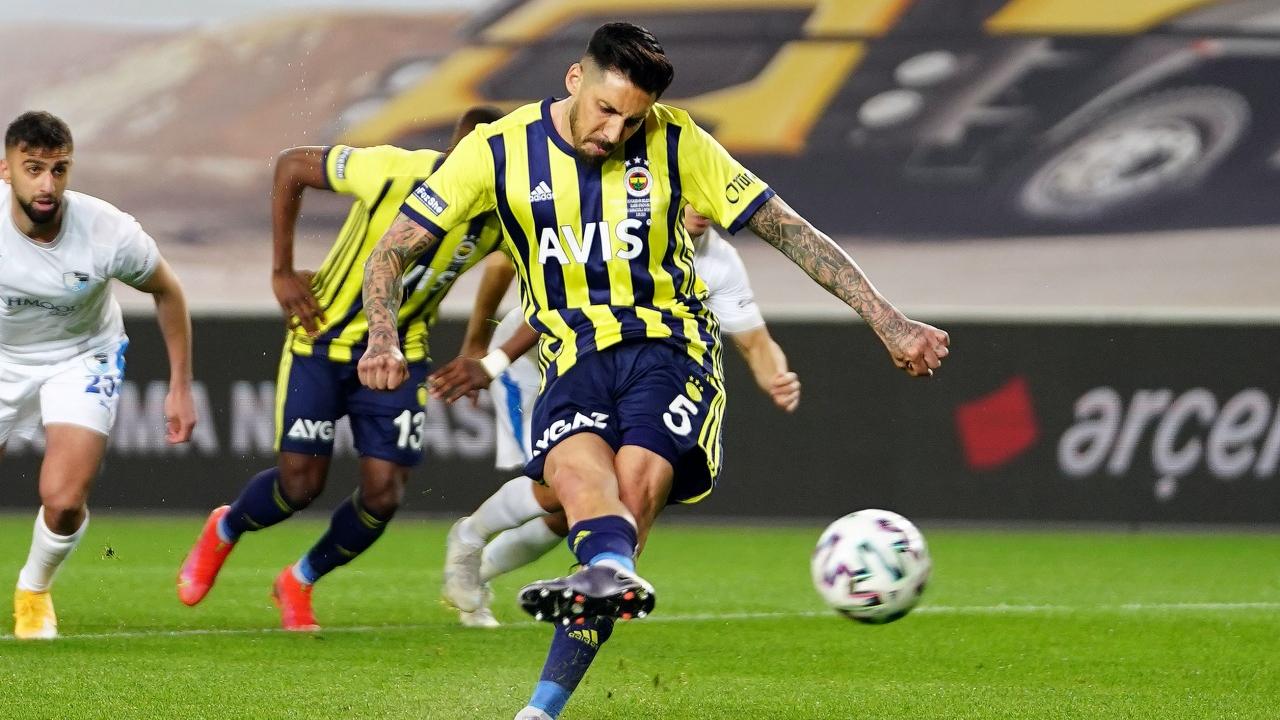 Jose Sosa 2. baharında mest ediyor