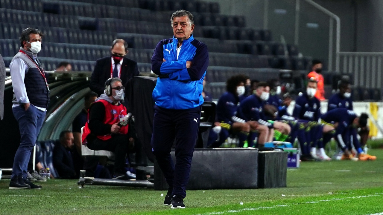 Yılmaz Vural'dan yabancı kuralı tepkisi!