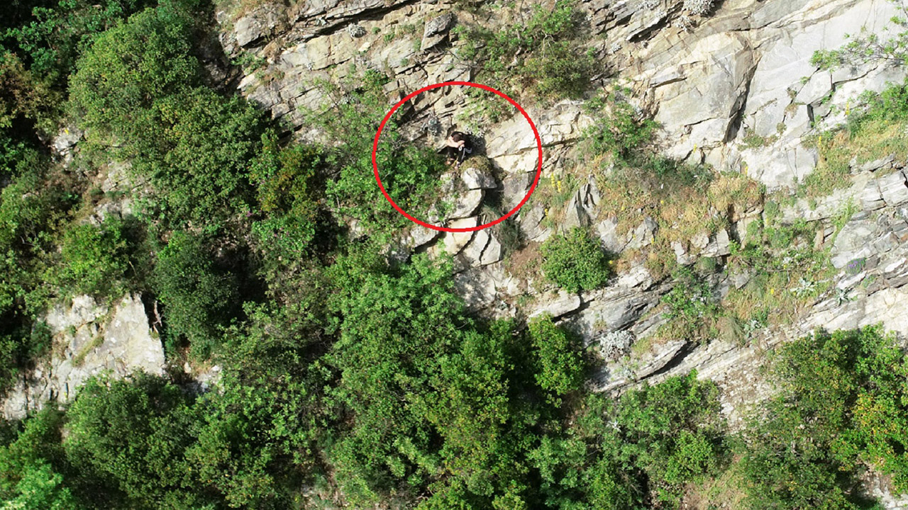 Polisten ceza yeme korkusuyla Uludağ'ın eteklerine tırmandı