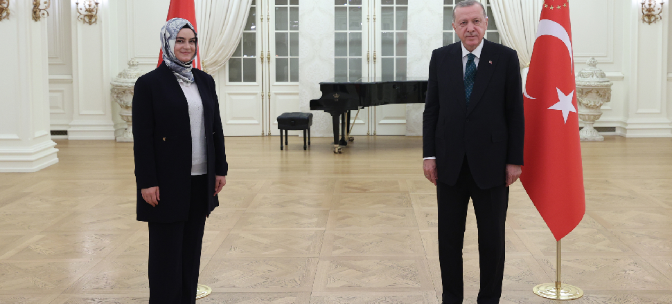 Cumhurbaşkanı Erdoğan öğretmenlerle iftar yaptı