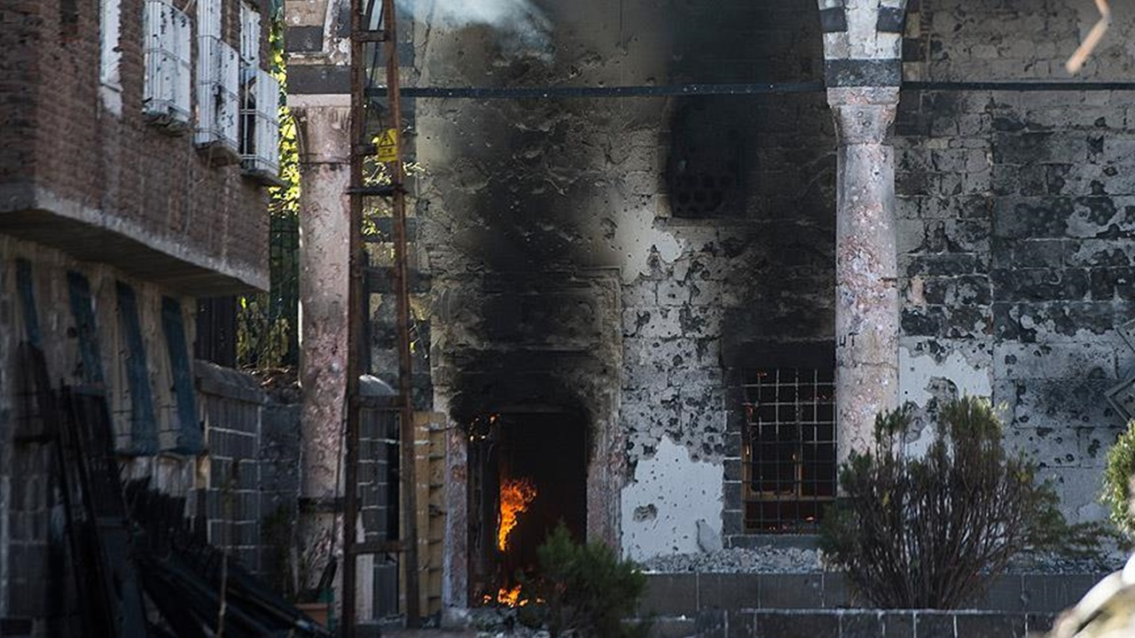 HDP'nin cami hassasiyeti işin içinde PKK olmayınca ortaya çıktı