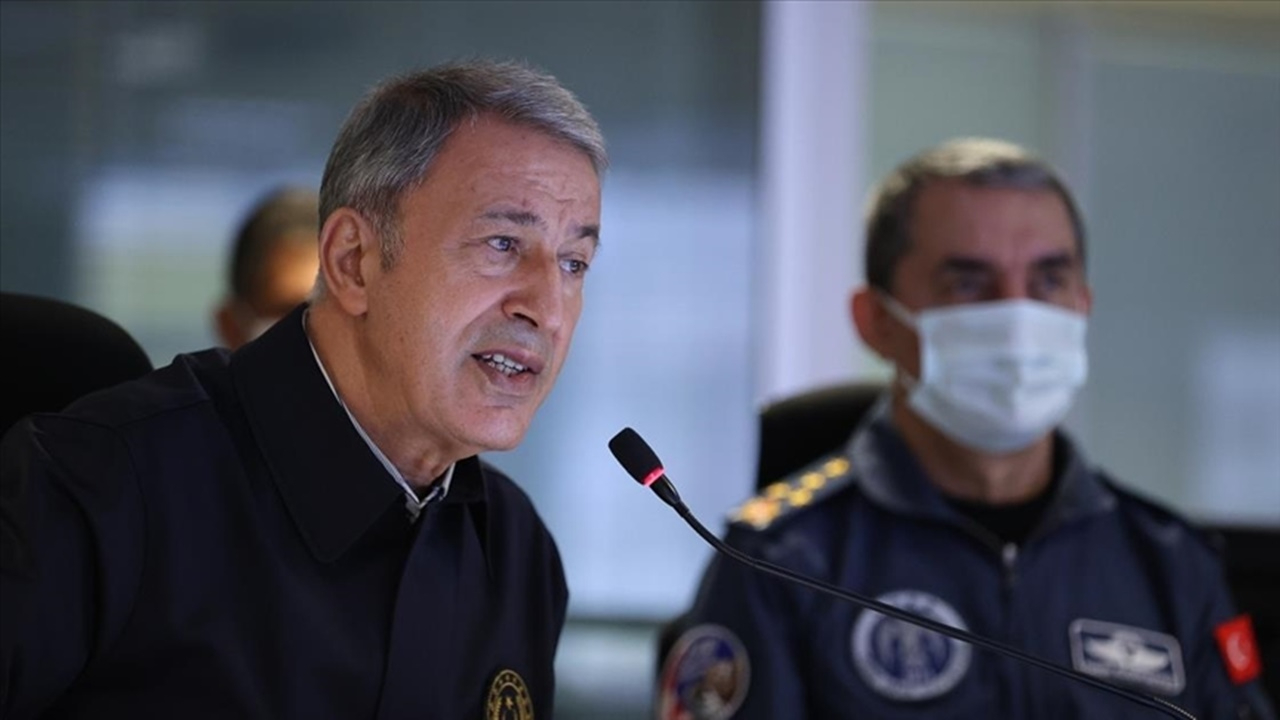 'Tüm komşularımızın sınırlarına saygılıyız'