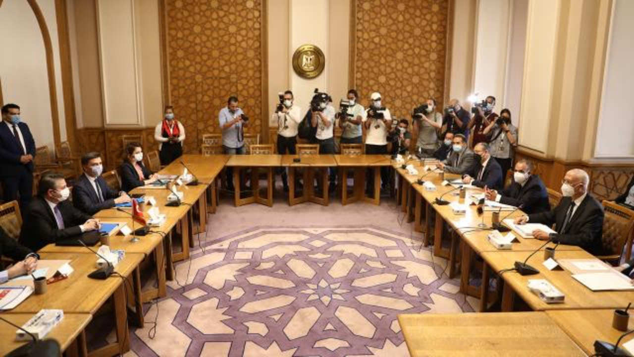 Türk heyeti ile Mısır arasındaki görüşme başladı