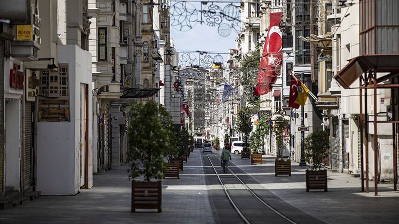 17 günlük tam kapanmadan sonra 3 kademeli rahatlama yolda