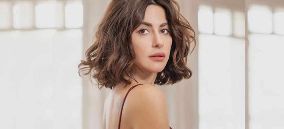 Yasak Elma'da Bu Ayrılık Çok Manidar Oldu! Nesrin Cevadzade Öyle Bir Açıklama Yaptı ki!