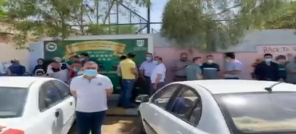 Kerkük'teki FETÖ okulunda protesto