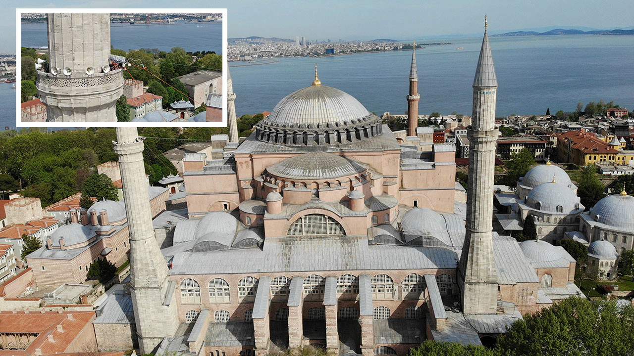 Kadir Gecesi öncesi Ayasofya Camii'nde bir ilk