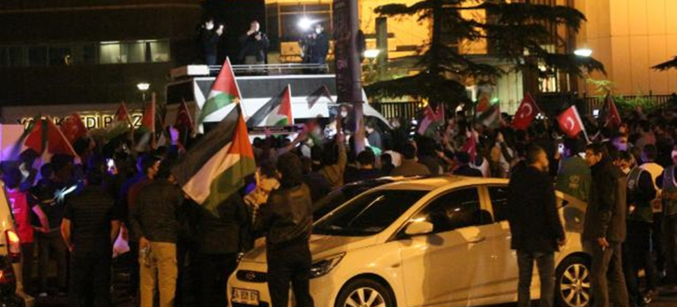 İsrail'in İstanbul Başkonsolosluğu önünde Mescid-i Aksa protestosu