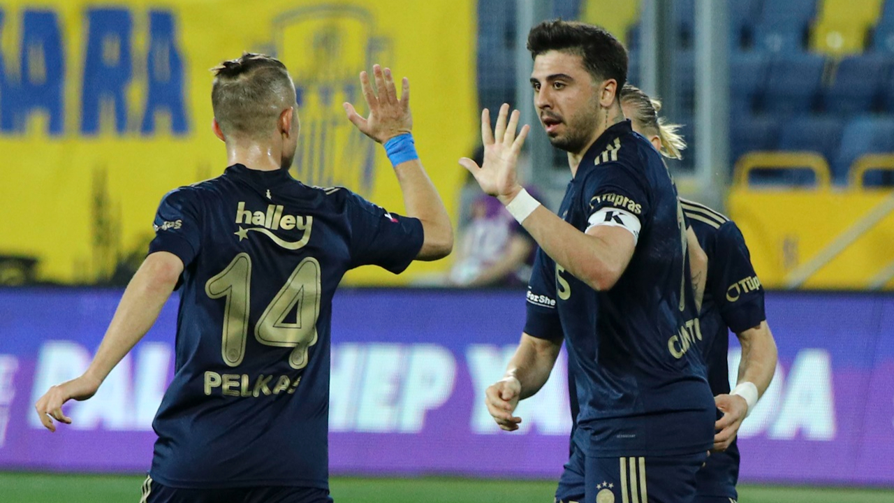 Fenerbahçe Ankaragücü'nden son dakikada 3 puanı aldı!