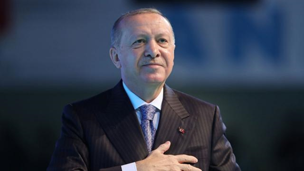 Cumhurbaşkanı Erdoğan'dan Anneler Günü mesajı