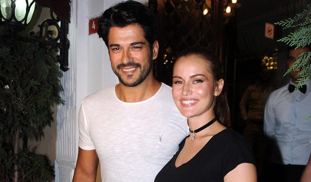 Burak Özçivit'den Fahriye Evcen'e Maldivler jesti