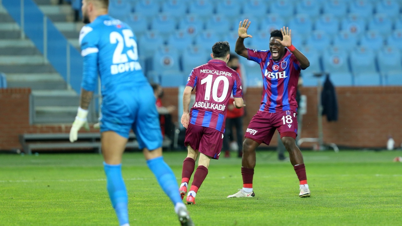 Trabzonspor hem maçı hem Abdülkadir Ömür'ü kazandı