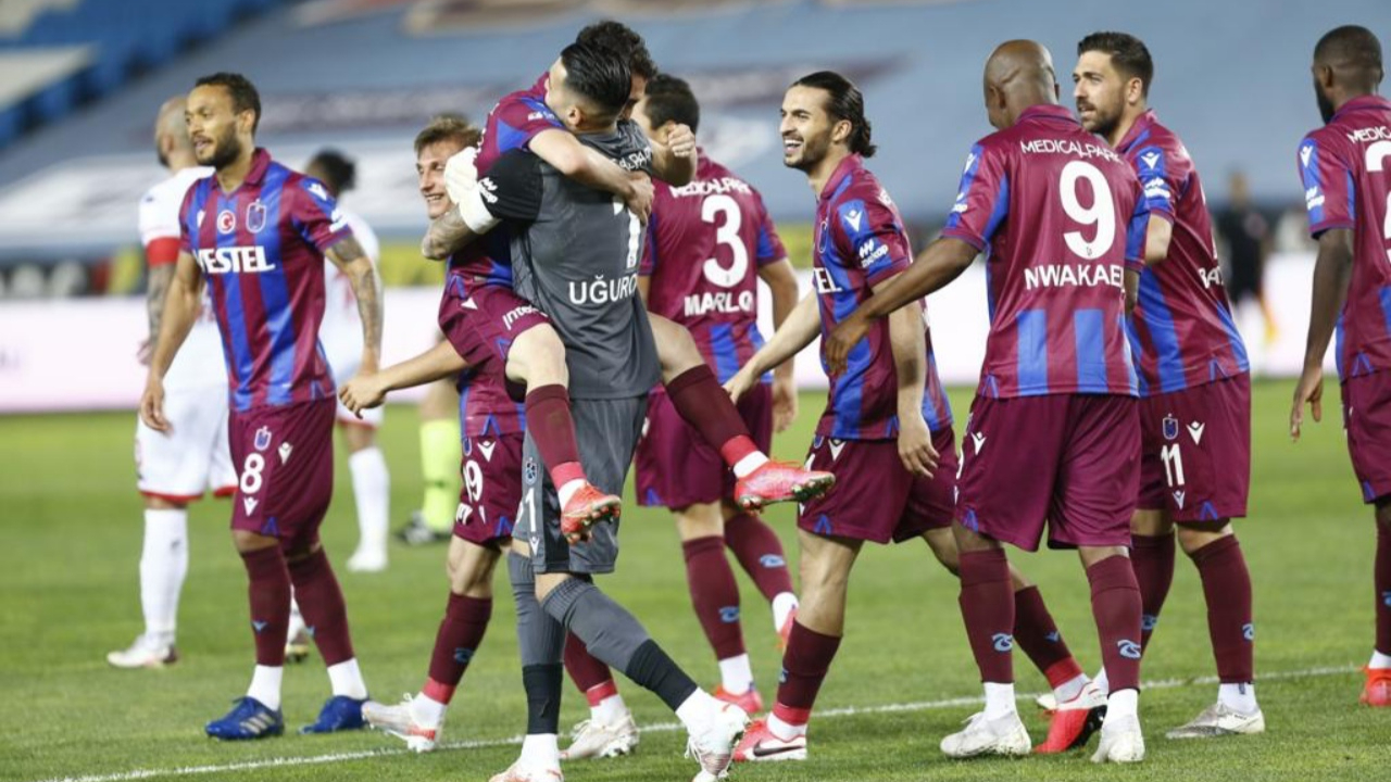 Trabzonspor, UEFA Avrupa Konferans Ligi'ne katılacak