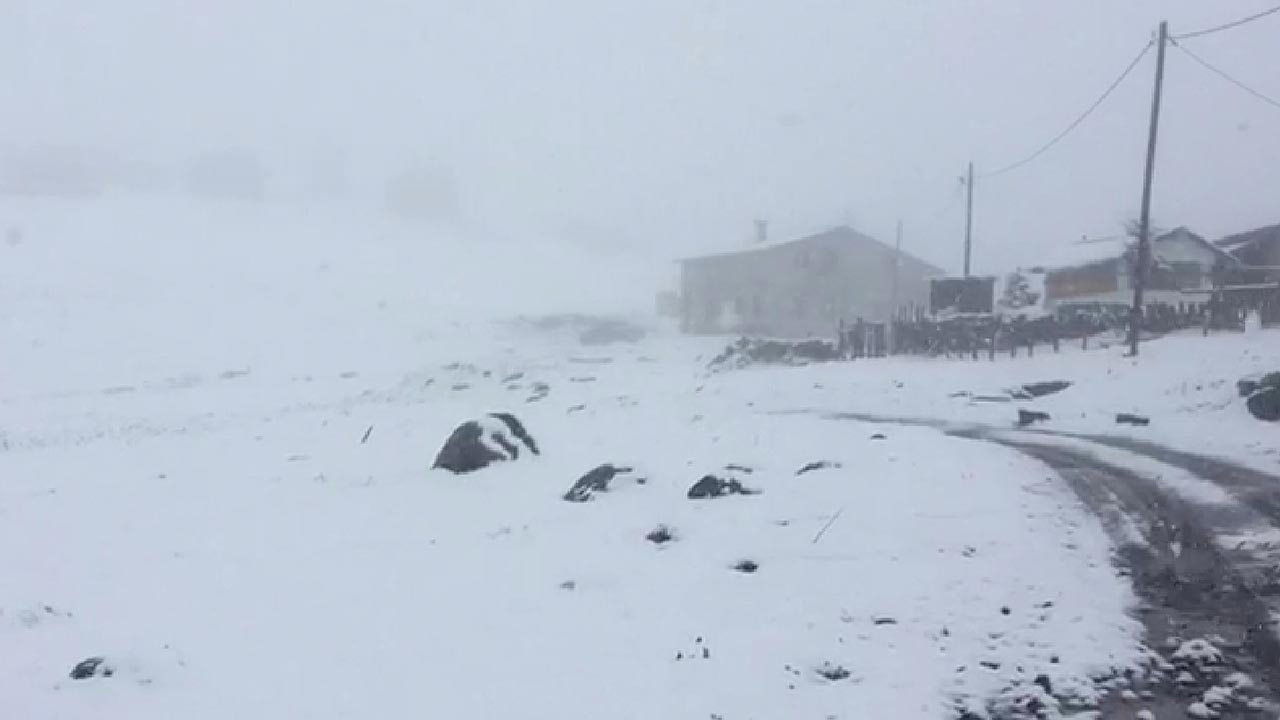 Mayıs ayında Karadeniz'de kar sürprizi