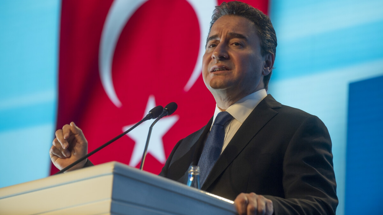 AK Parti ihanete öfkeli ama "Yavşak Ali" söylemine tepkiler de var!