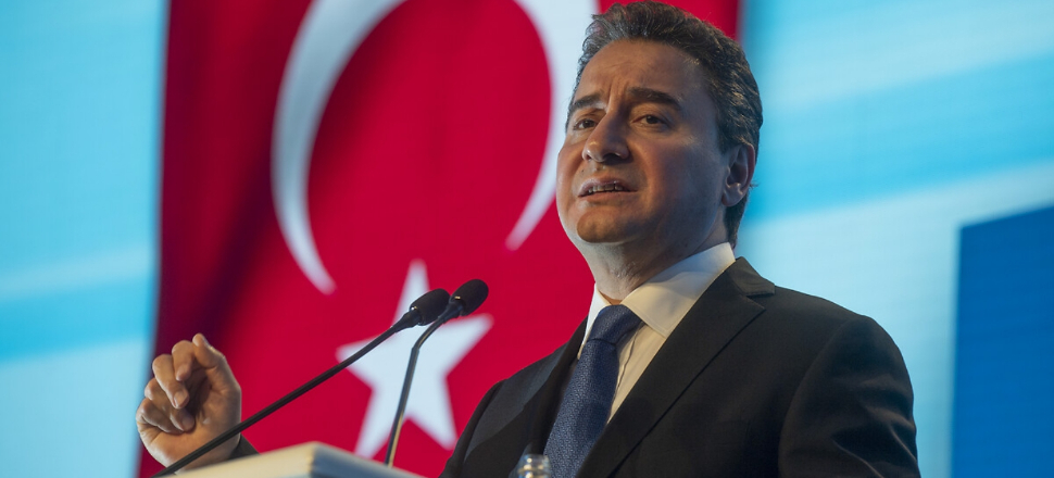 AK Parti ihanete öfkeli ama "Yavşak Ali" söylemine tepkiler de var!