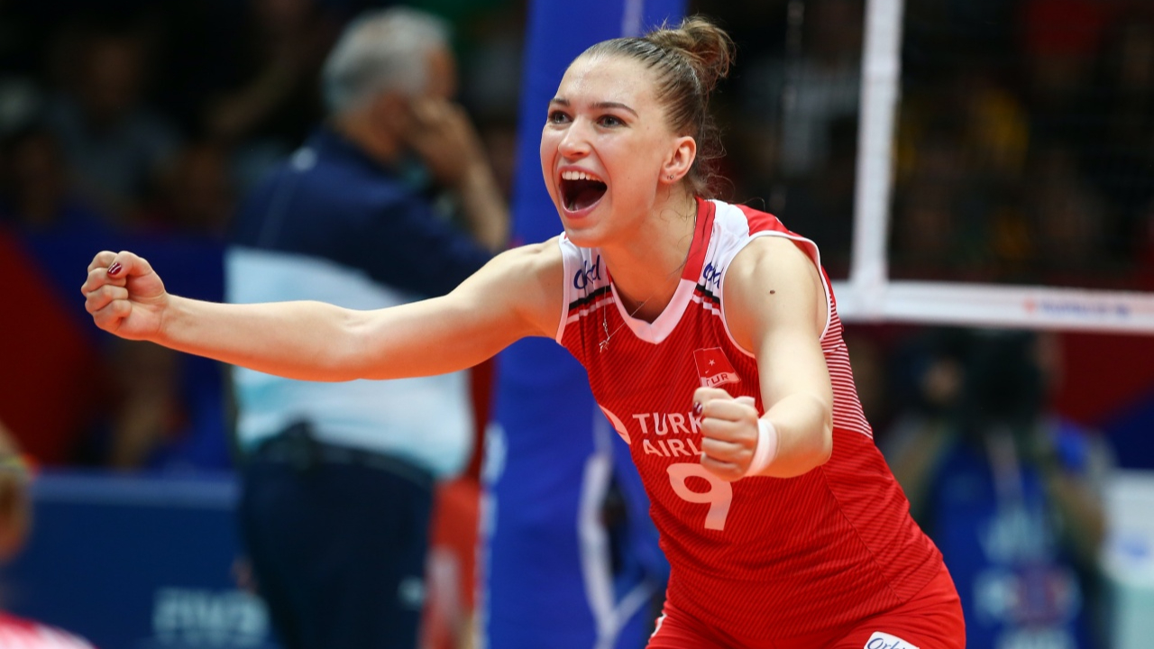 Meliha İsmailoğlu yeniden Fenerbahçe Opet'te