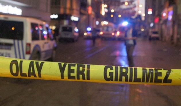 Cinnet getiren bekçi kurşun yağdırdı