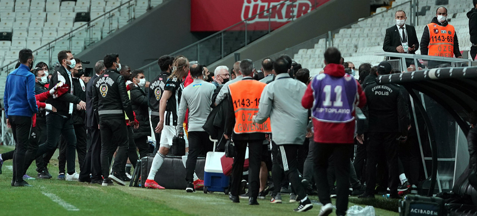 Kavga stat koridoruna taştı, bir kişi gözaltında