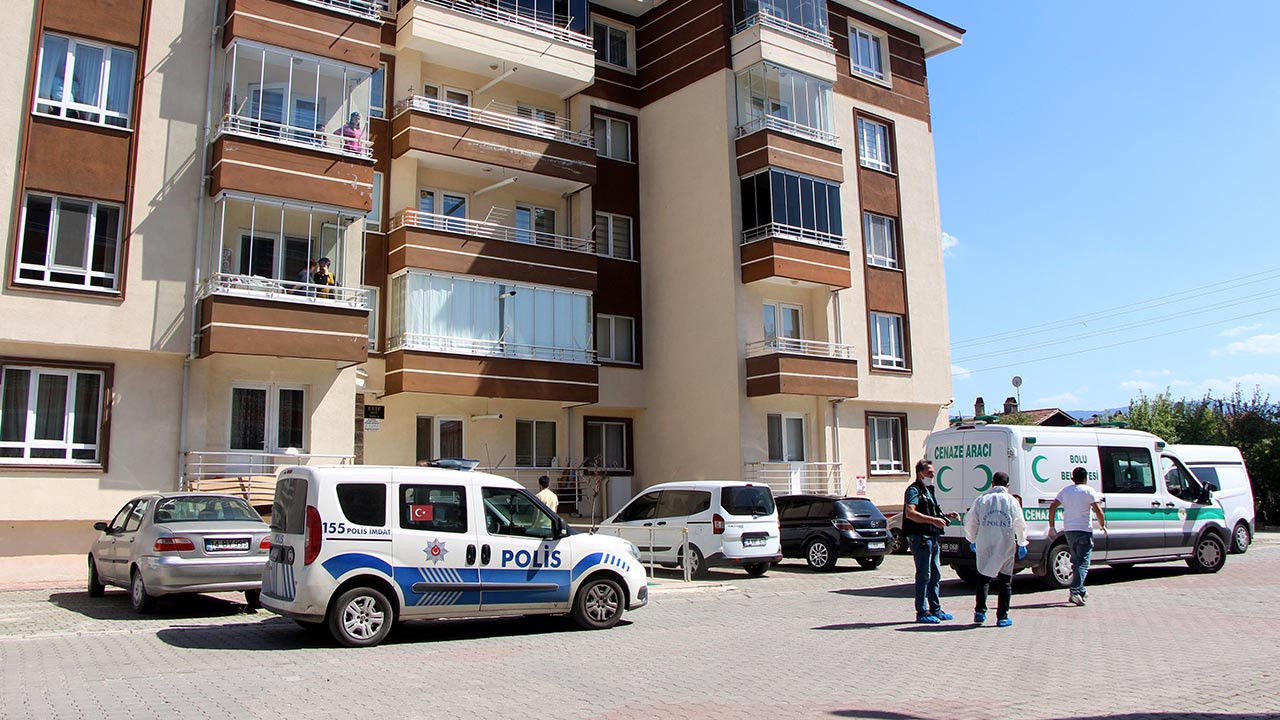 Bolu'da yalnız yaşayan adam evinde ölü bulundu