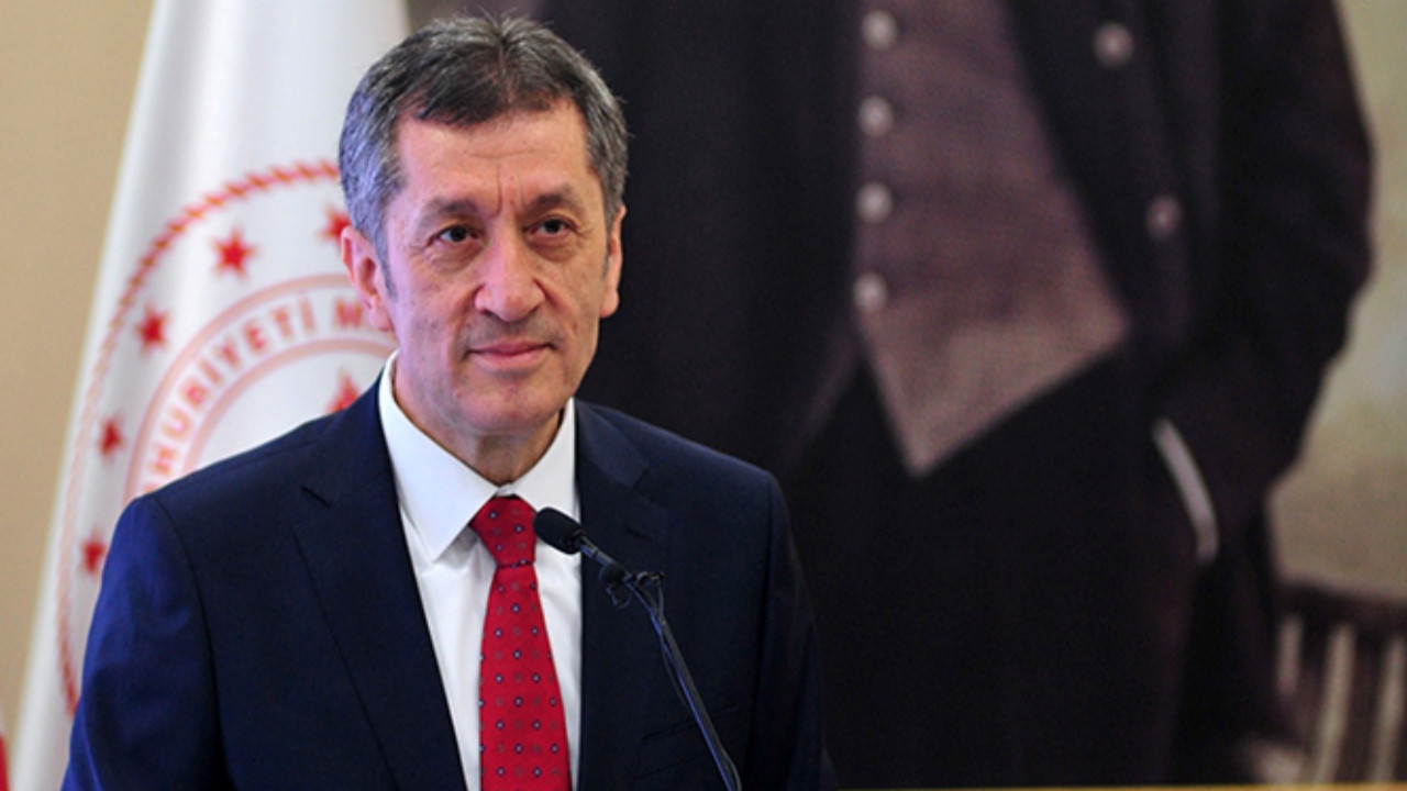 Milli Eğitim Bakanı Ziya Selçuk'tan lise öğrencilerine önemli açıklamalar!