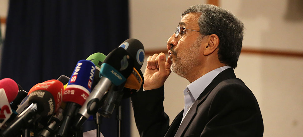 Ahmedinejad yeniden aday