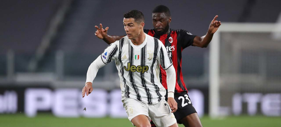 Cristiano Ronaldo bir kez daha tarihe geçti