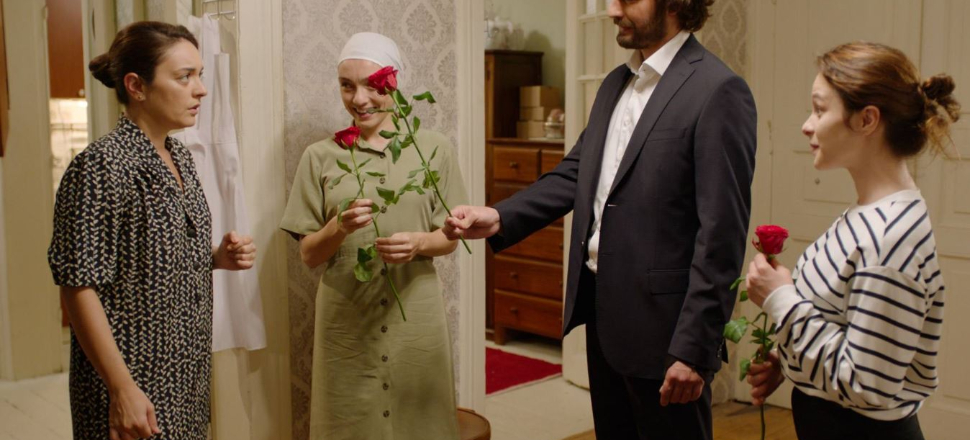 Masumlar Apartmanı Sezon Finali Açıklandı! Ezgi Mola Paylaştı! Son Sahnede Herkes Ağlayacak! Safiye’nin Yapacakları Göz Dolduracak