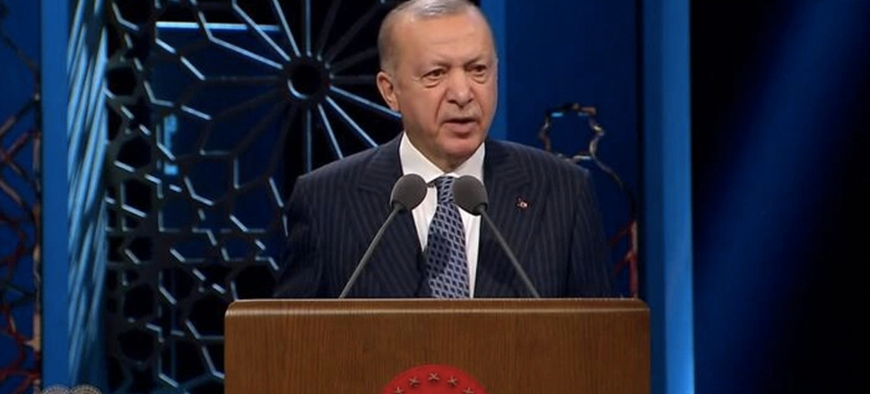 "Fransız demokrasisine indirilmiş bir giyotin"