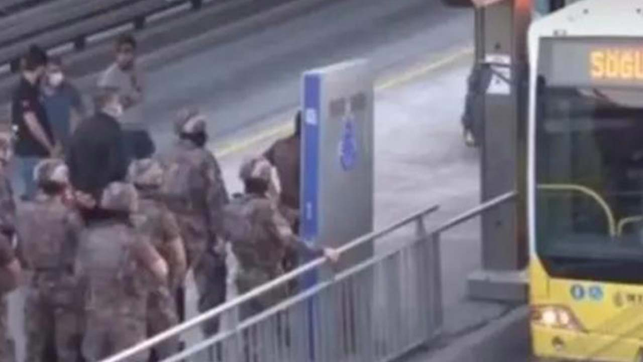 Metrobüste rehine krizi
