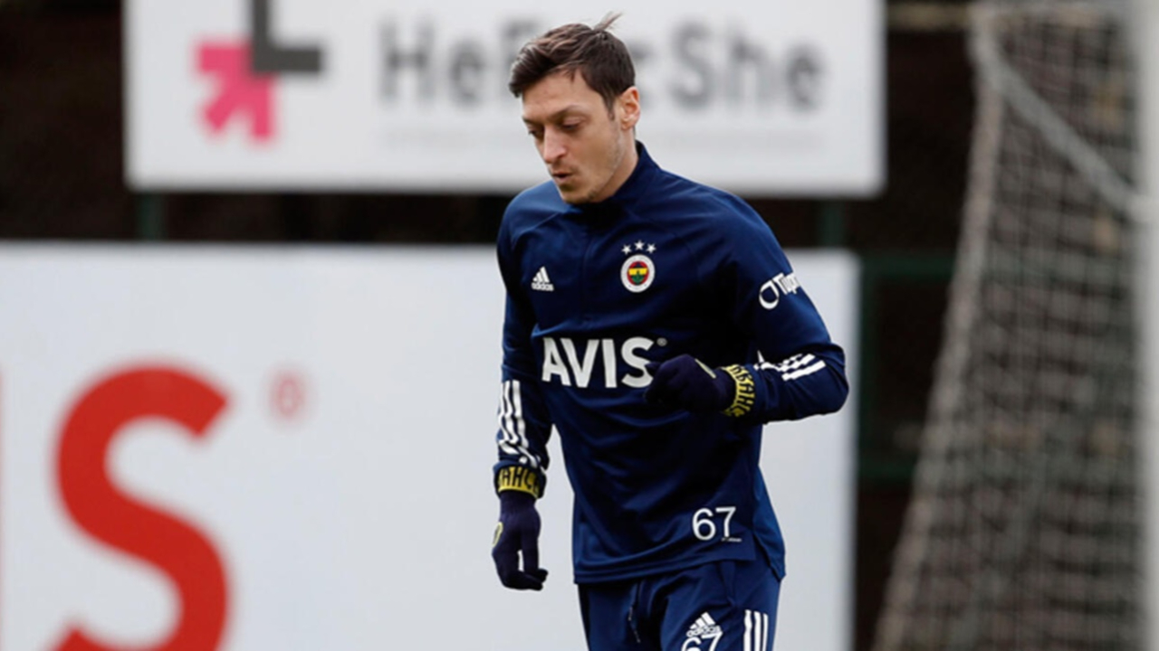 Mesut Özil'den Ramazan Bayramı mesajı! Filistinlileri de unutmadı