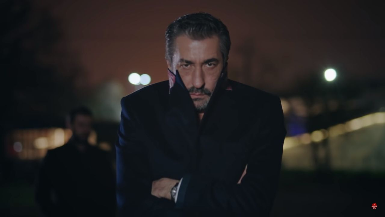 Kırmızı Oda Dizisi Yeni Bir Rekor Kırdı! Arka Sokaklara Darbeyi Vurdu! Sadi’nin Bu Bölüm Yaptıkları Şaşırtıyor