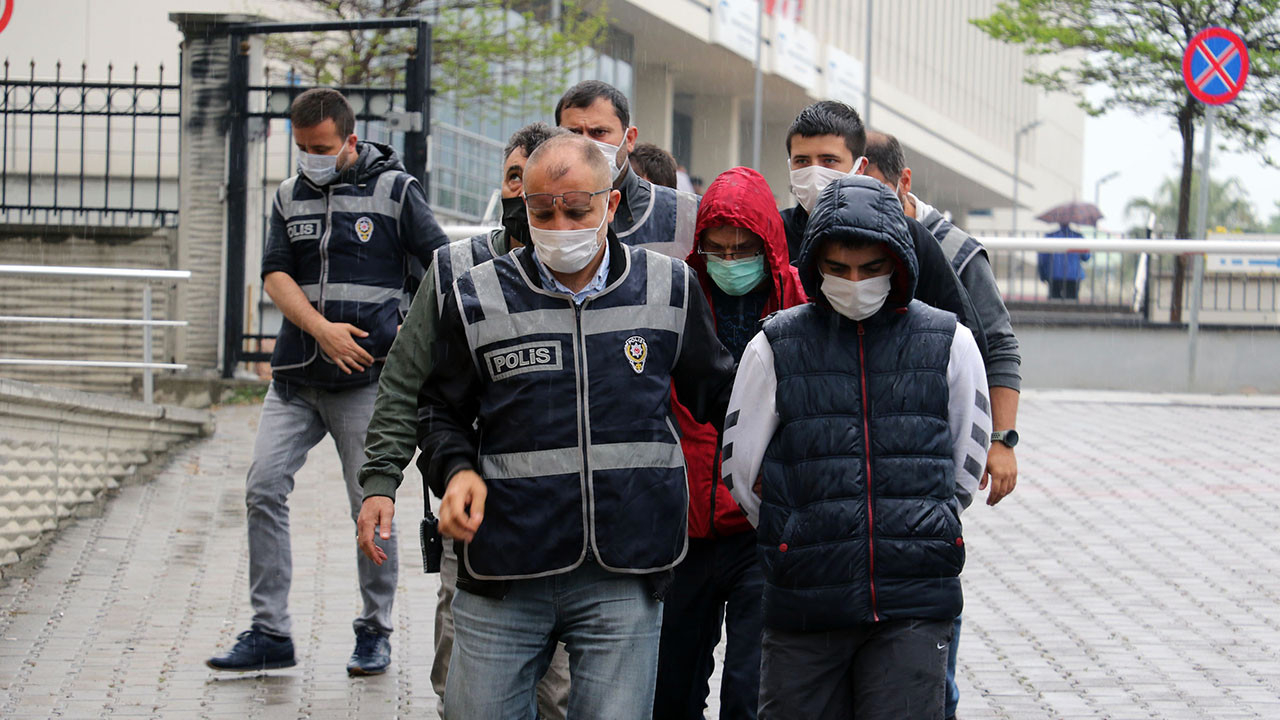 Polis baskınında yakalan adamdan ilginç istek