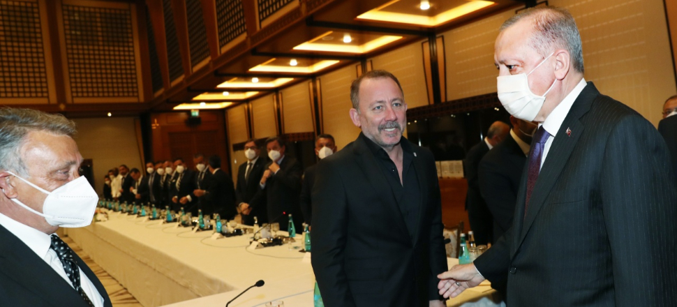 Cumhurbaşkanı Erdoğan, şampiyon Beşiktaş'ı kabul etti