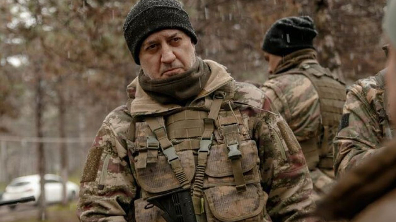 Savaşçı Dizisine Veda Eden Tamer Karadağlı Öyle Bir Mesaj Paylaştı Ki! Okuyunca Duygulanmamak Elde Değil! Savaşçı Komutanına Ağlıyor