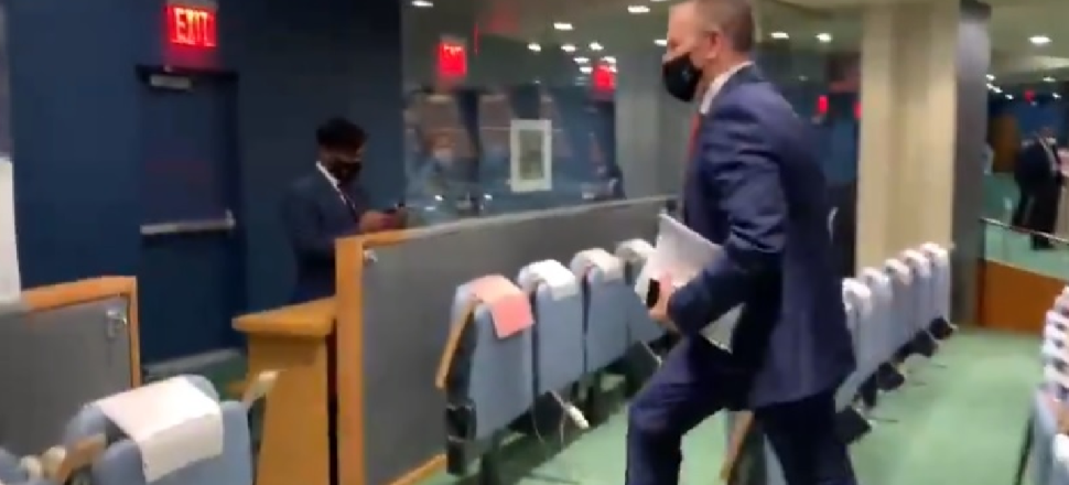 İsrail BM temsilcisi, Filistinli mevkidaşı konuşurken salonu terk etti