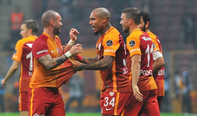 Galatasaray'da isyan çıktı!