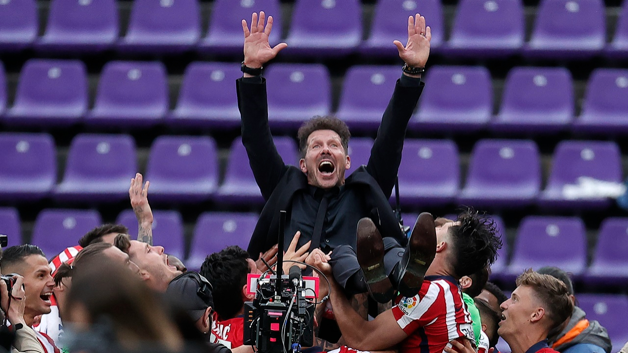 Atletico Madrid taraftarı sokağa döküldü! Şampiyonluğu kutladılar