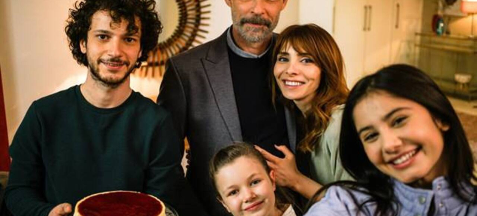 Kağıt Ev Dizisinden Kötü Haber! Behzat Ç Buna Çok Kızacak! Keşke Daha Farklı Olsaydı! Seyirci Tepkisi Buna Ne Diyecek!