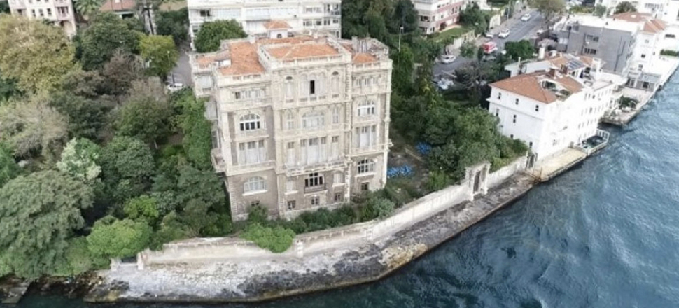 Boğazdaki milyon dolarlık yalılar kapış kapış satılıyor