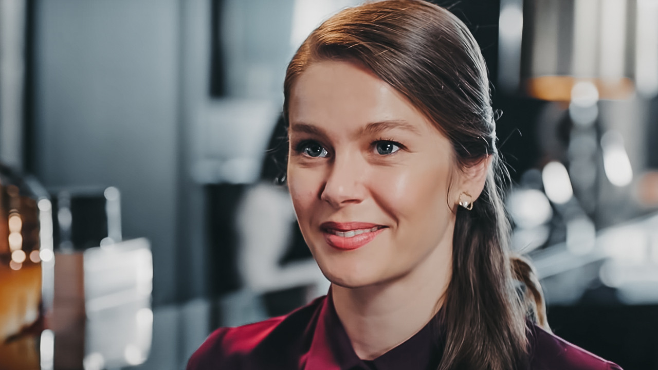Burcu Biricik Pozları ile Çok Konuşuldu! Nur Fettahoğlu Paylaşımları Rekor Kırıyor! Diziler Bitti Paylaşımlar Başladı