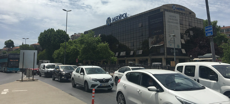 İBB'nin çalışması trafiği kilitledi